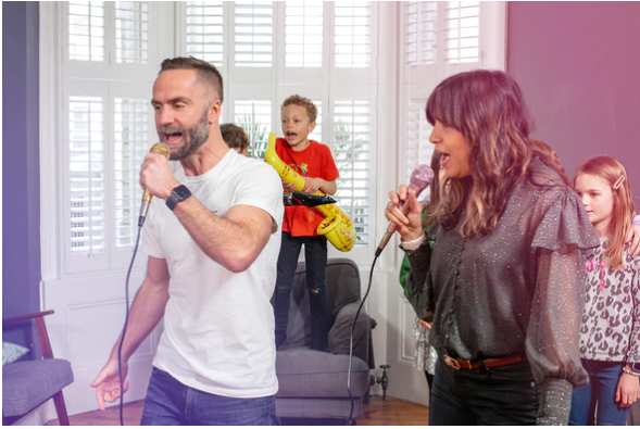 5 Best Karaoke Gifts To Buy This Year